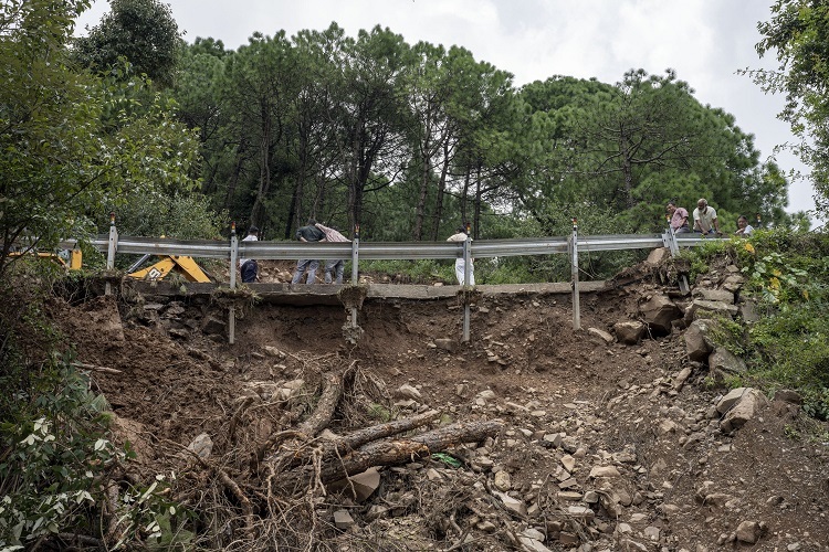 India: 50 Killed In Floods And Landslides In Northern And Eastern States